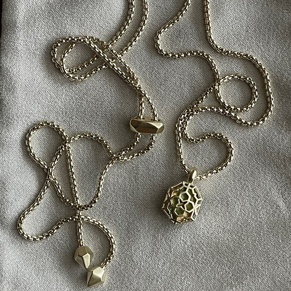 Teo Gold Necklace in Abalone Shell - Picture 4 of 4